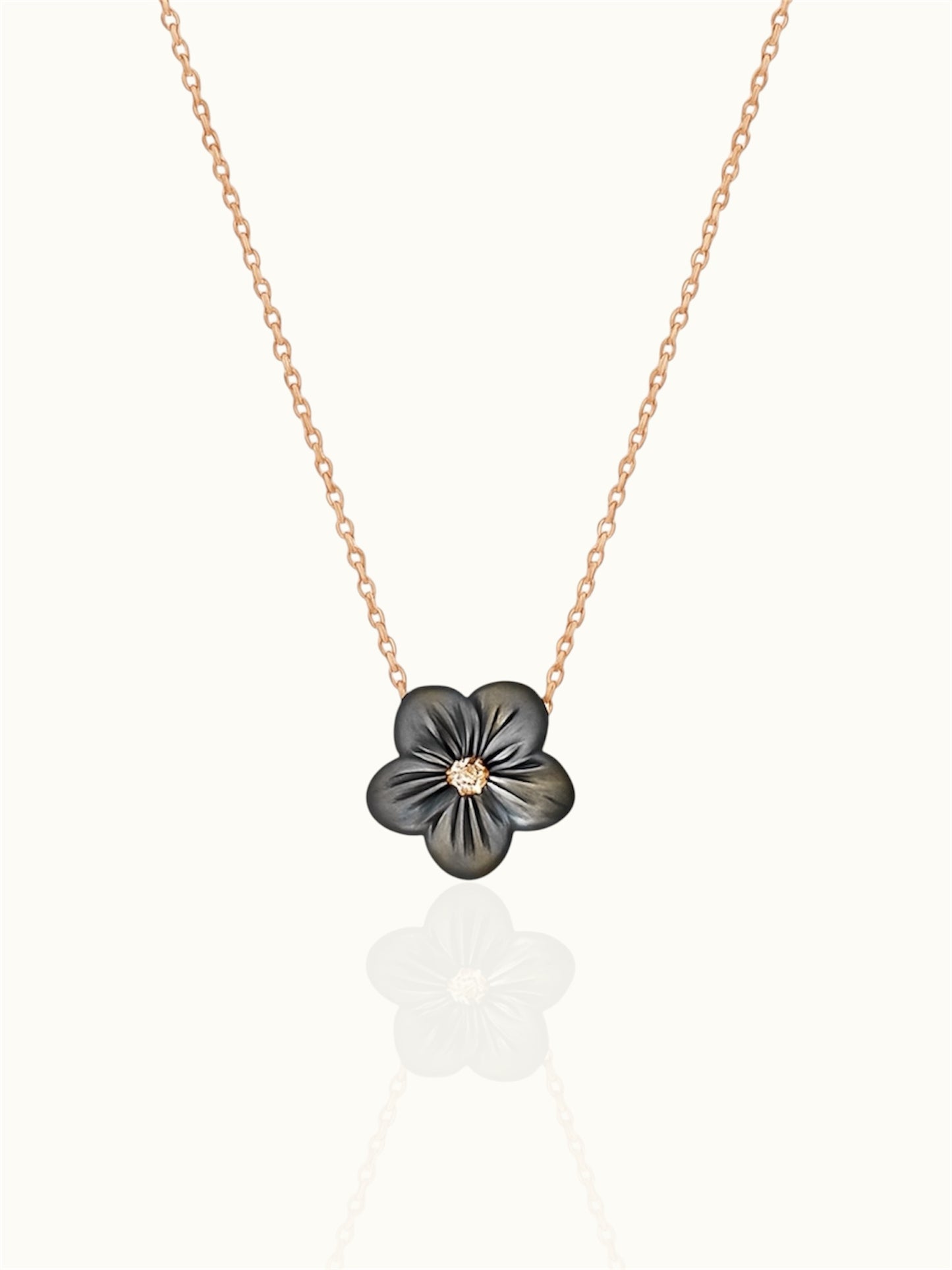 BLACK FLOWER NECKLACE